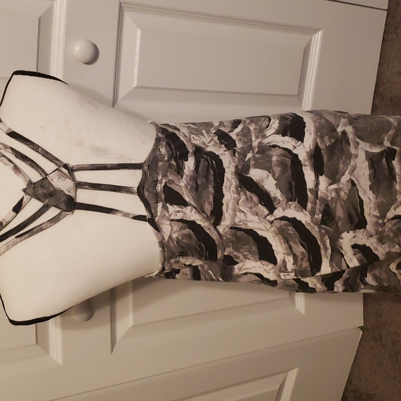 Hurley tank NWT medium - Picture 2 of 2